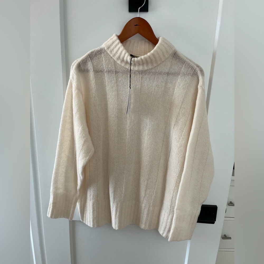 Hanro Soft White Knit Sweater